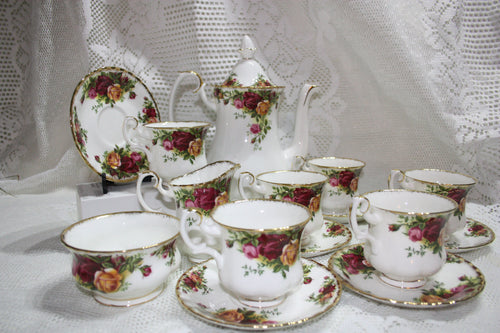 Royal Albert - Old Country Roses - Coffee Set