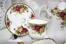 Royal Albert - Old Country Roses - Coffee Set