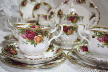 Royal Albert - Old Country Roses - Tea Set