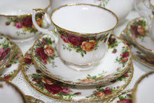 Royal Albert - Old Country Roses - Tea Set