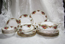 Royal Albert - Old Country Roses - Dinner Set