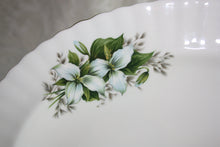 Royal Albert - Trillium Platter