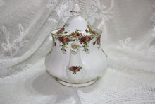 Royal Albert - Old Country Roses - Large Tea Pot