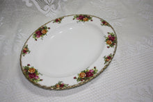 Royal Albert Old Country Roses Platter- 35cm